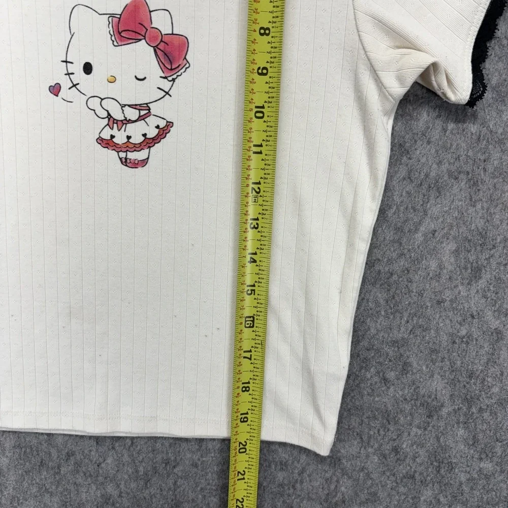 Hello‎ Kitty Forever 21 Baby T-Shirt Women's Medium Unforgettable Sanrio